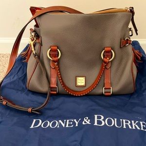 Used Dooney & Bourke Pebble Grain Leather Large Satchel Purse w/Dust Bag